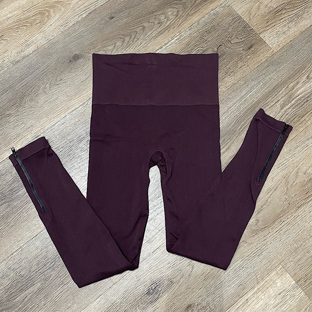 Spanx Zipper Hem Leggings
